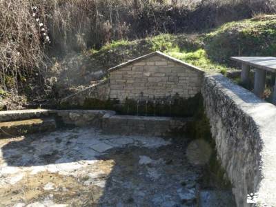 Garduño de Cela- Alcarria; pueblo abandonado madrid la laguna negra fotos rutas senderismo comunidad